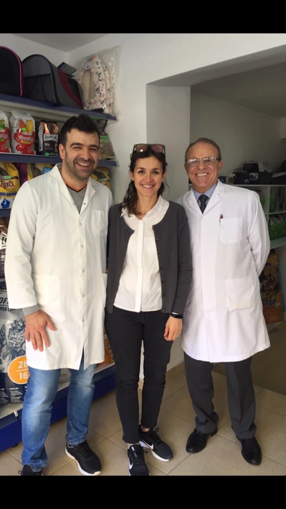 Ekipi i Farmaci & Klinikë Veterinare Makaj
